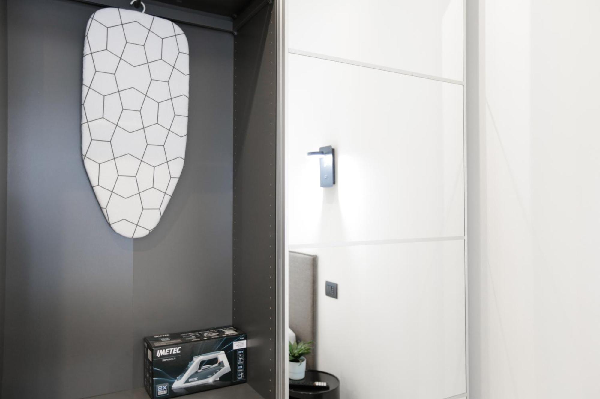 New Modern Flat 10 Minutes Walk From Central Station Milano Eksteriør bilde