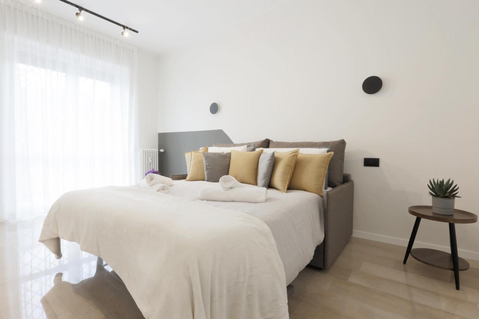New Modern Flat 10 Minutes Walk From Central Station Milano Eksteriør bilde